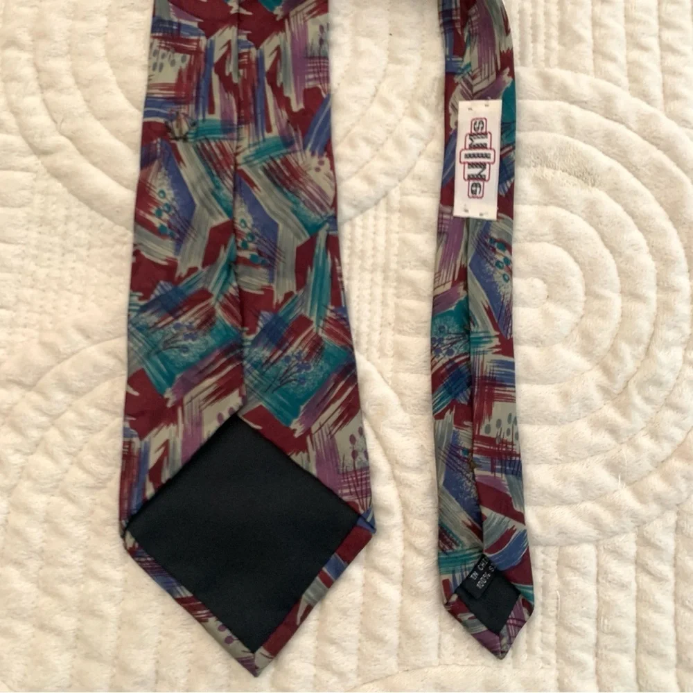 N/A stylish tie